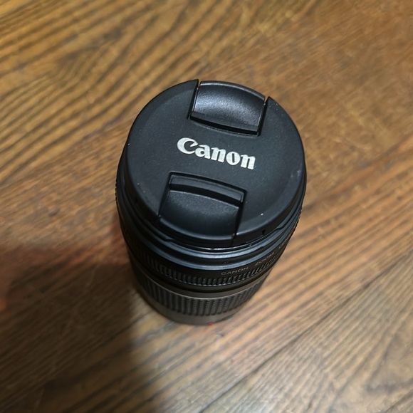 Canon EF 75-300mm lens - Picture 3 of 6